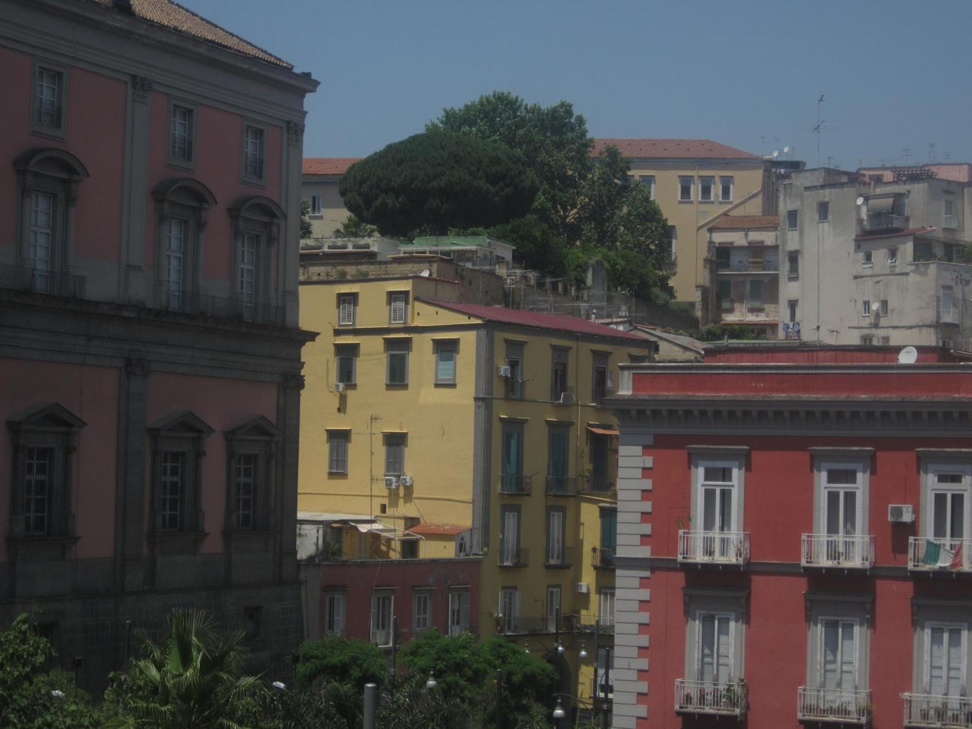 Al 68 Di Piazza Cavour Bed and Breakfast Νάπολη Εξωτερικό φωτογραφία