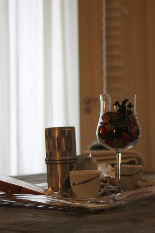 Al 68 Di Piazza Cavour Bed and Breakfast Νάπολη Εξωτερικό φωτογραφία