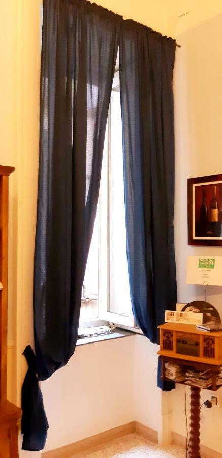 Al 68 Di Piazza Cavour Bed and Breakfast Νάπολη Εξωτερικό φωτογραφία